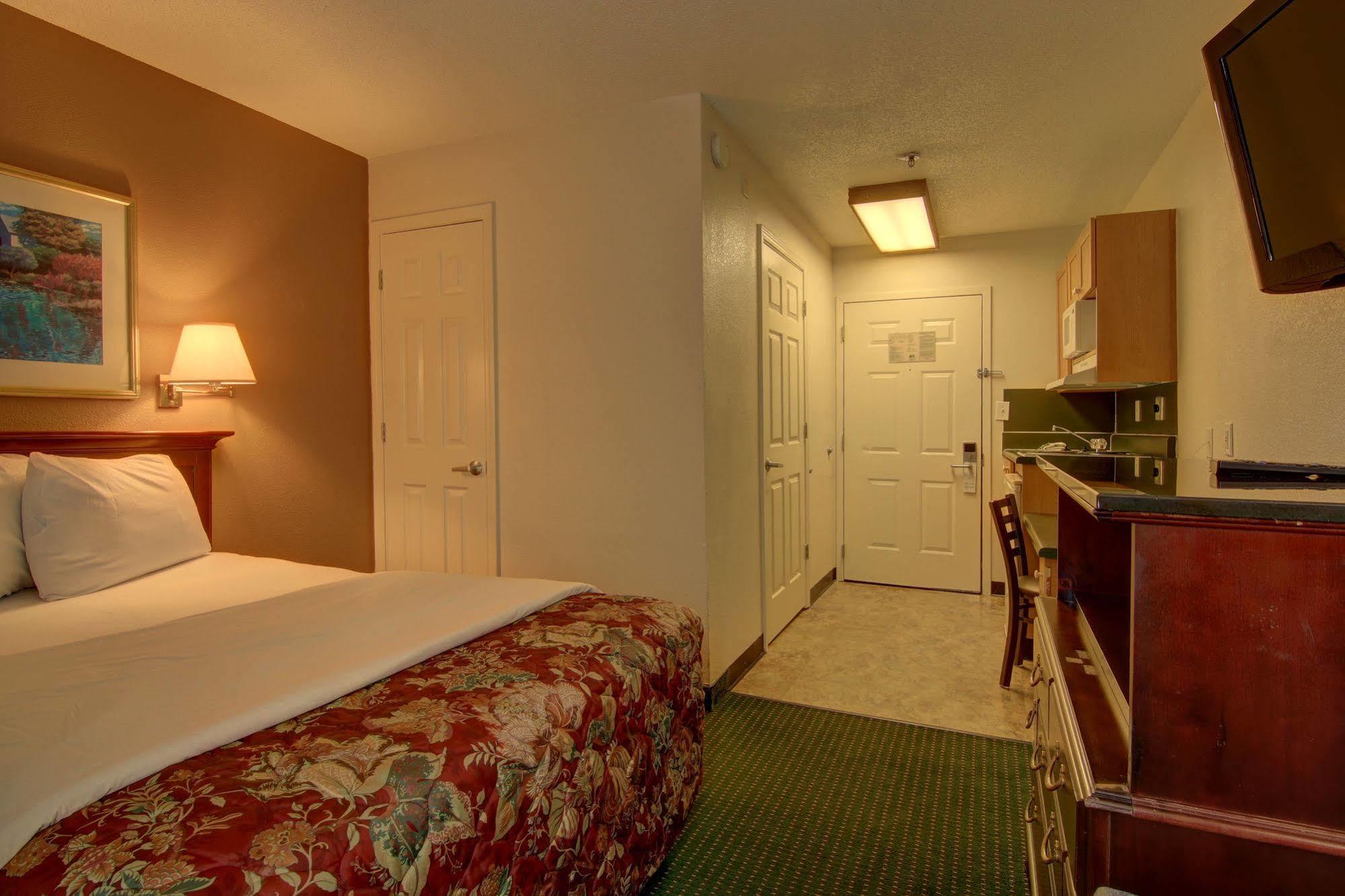 Intown Suites Extended Stay Atlanta Ga - Snellville Extérieur photo