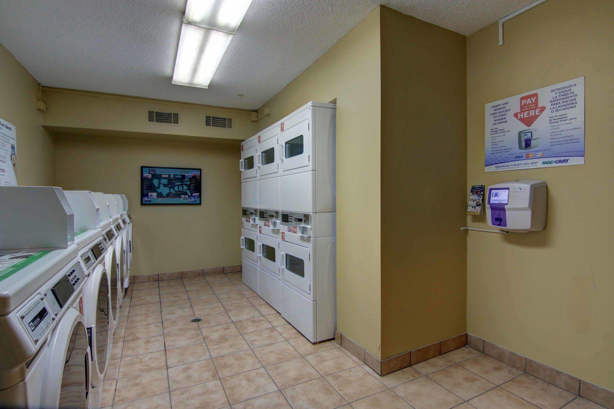 Intown Suites Extended Stay Atlanta Ga - Snellville Extérieur photo
